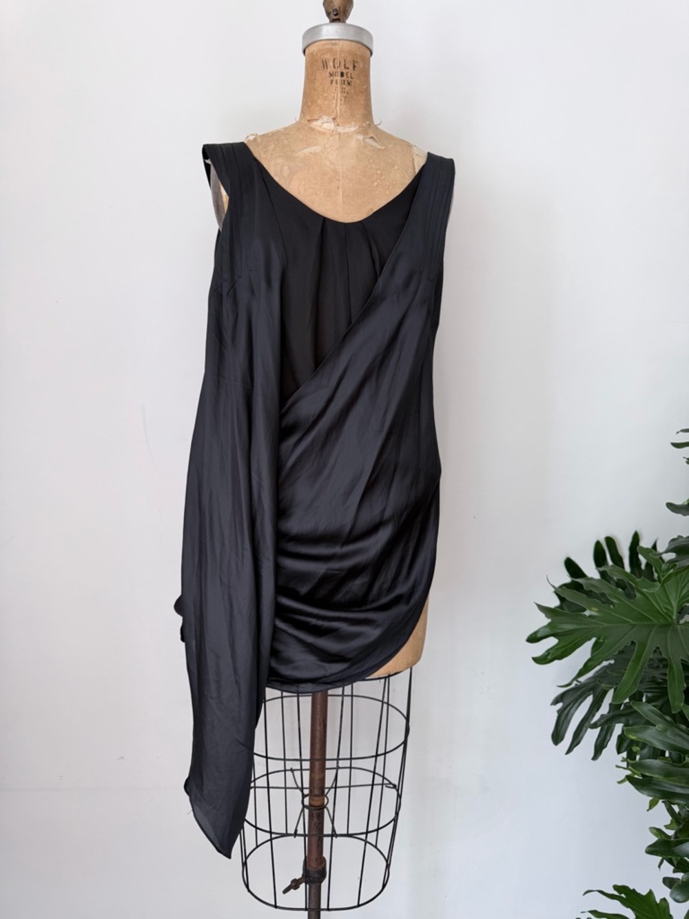 TCEC Black Draped Satin Tank Top Grecian Dark Ethereal M